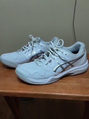 Aasics US Shoes 8.5